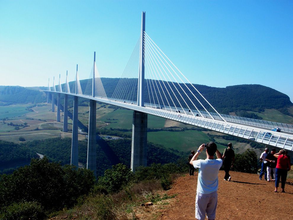 22++ The Millau Bridge Southern France Free Download