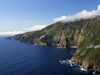 Photo: A cliff on the Atlantic Coast.