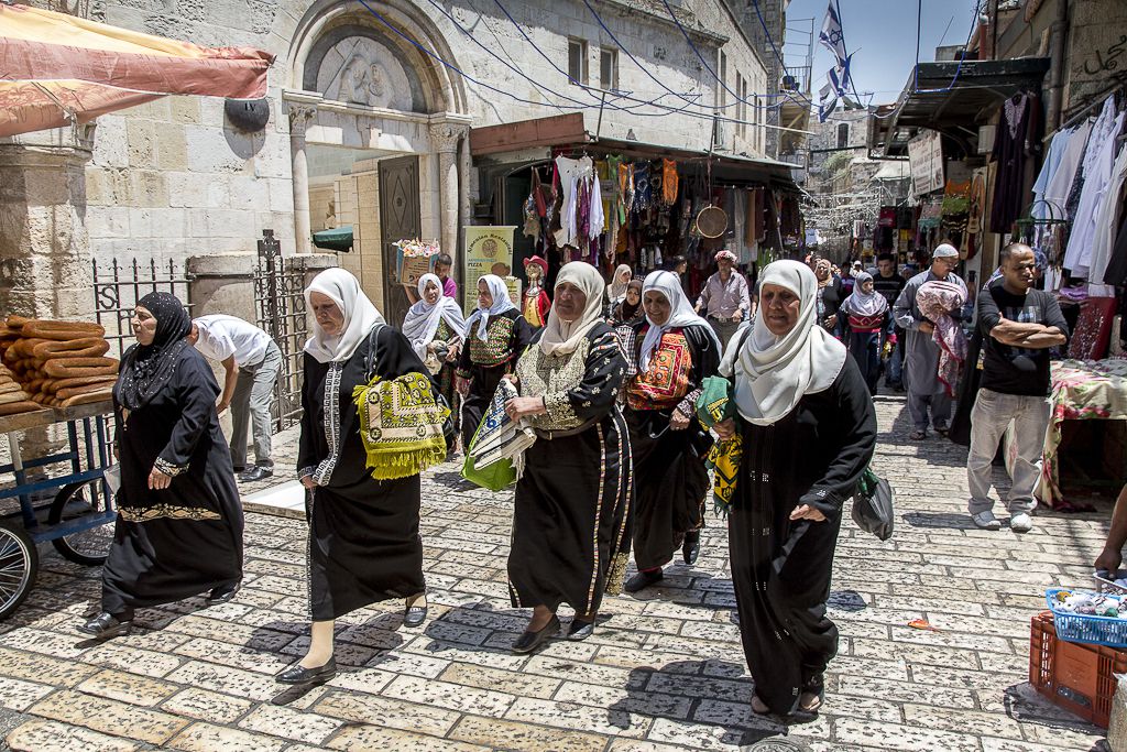 Gender Roles in Jewish and Muslim Cultures | National Geographic Society