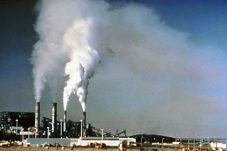atmospheric pollution essay