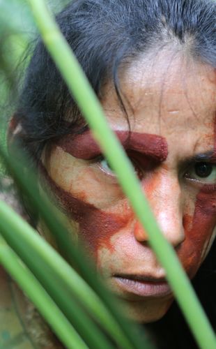 DRAMATIZATION- A mystery native person of La Mosquitia, Honduras.
(Photo Credit: NG Studios/Monica Barrios) DRAMATIZATION- A mystery native person of La Mosquitia, Honduras.
(Photo Credit: NG Studios/Monica Barrios)