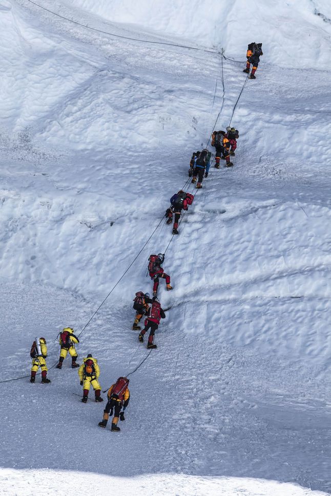 Tragedy at 29,000 Feet: The 10 Worst Disasters on Everest